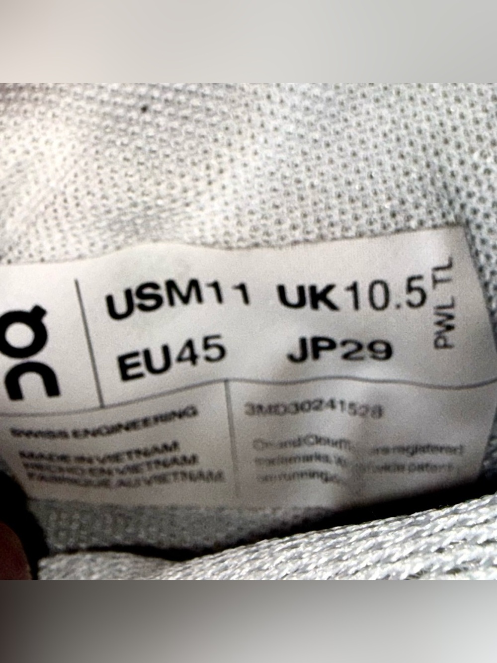 On The Roger Centre Court Sneakers White Men’s 11 - Picture 10 of 10
